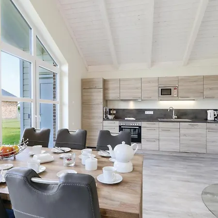 Two-bedroom In Semesterbostad *