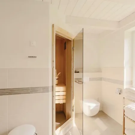 Two-bedroom In Semesterbostad