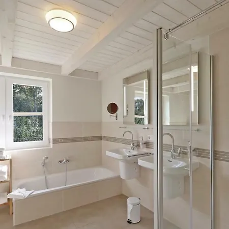 בית נופש 2 Bedroom In